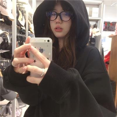 千钧。一发